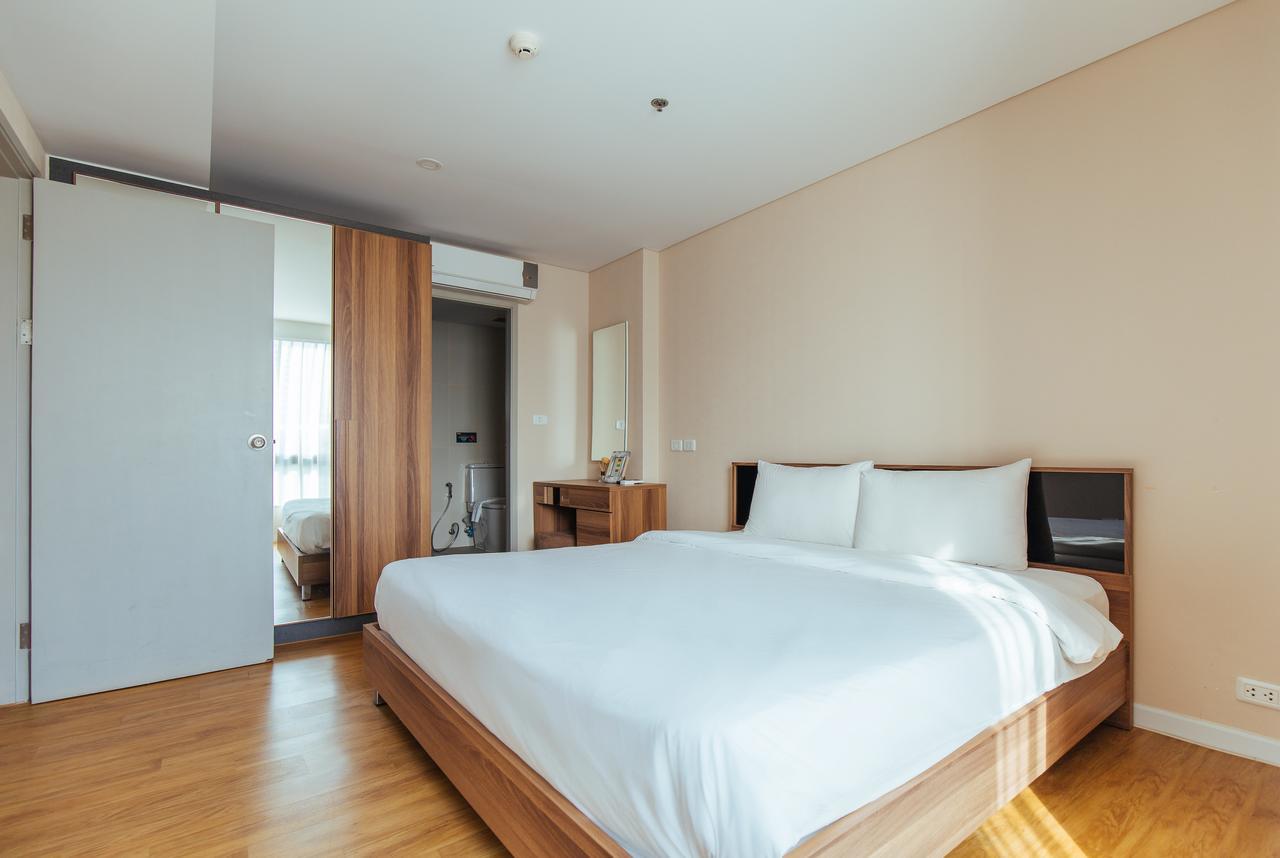 Roomme Hospitality Nang Linchee Branch Bangkok Exterior foto